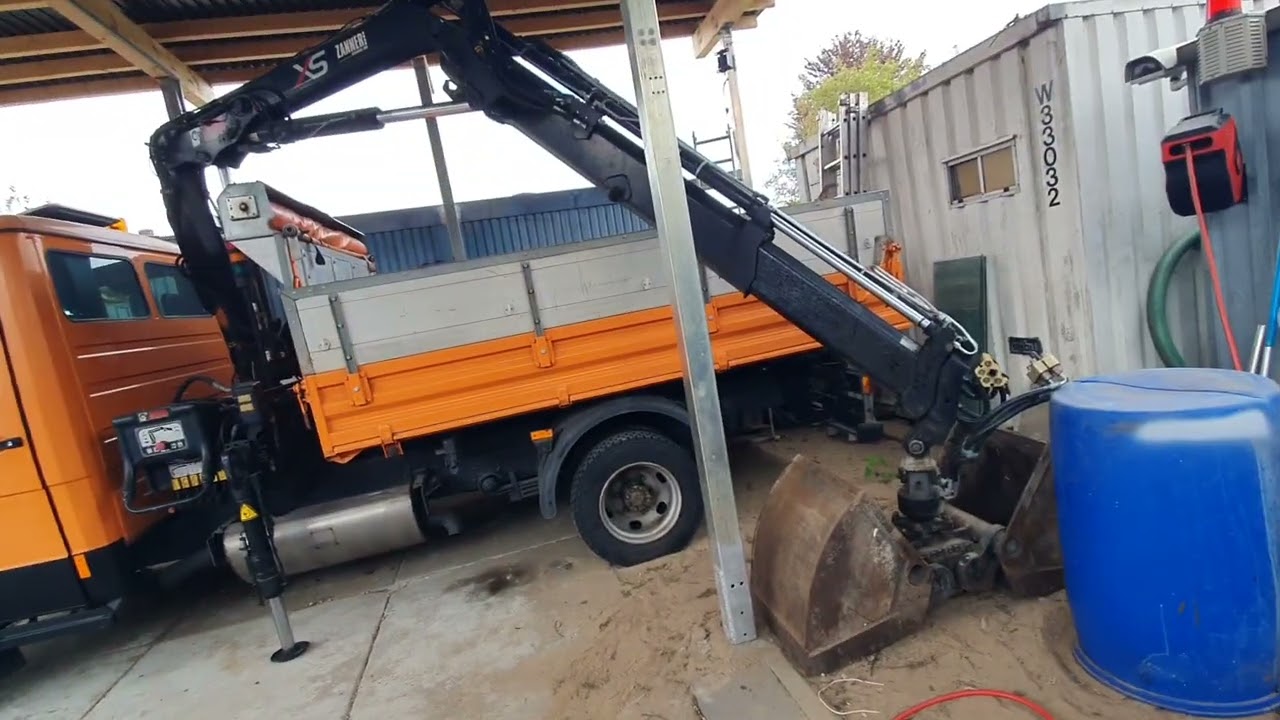 Mercedes Vario Dreiseitenkipper  + hiab ZU Verkaufen