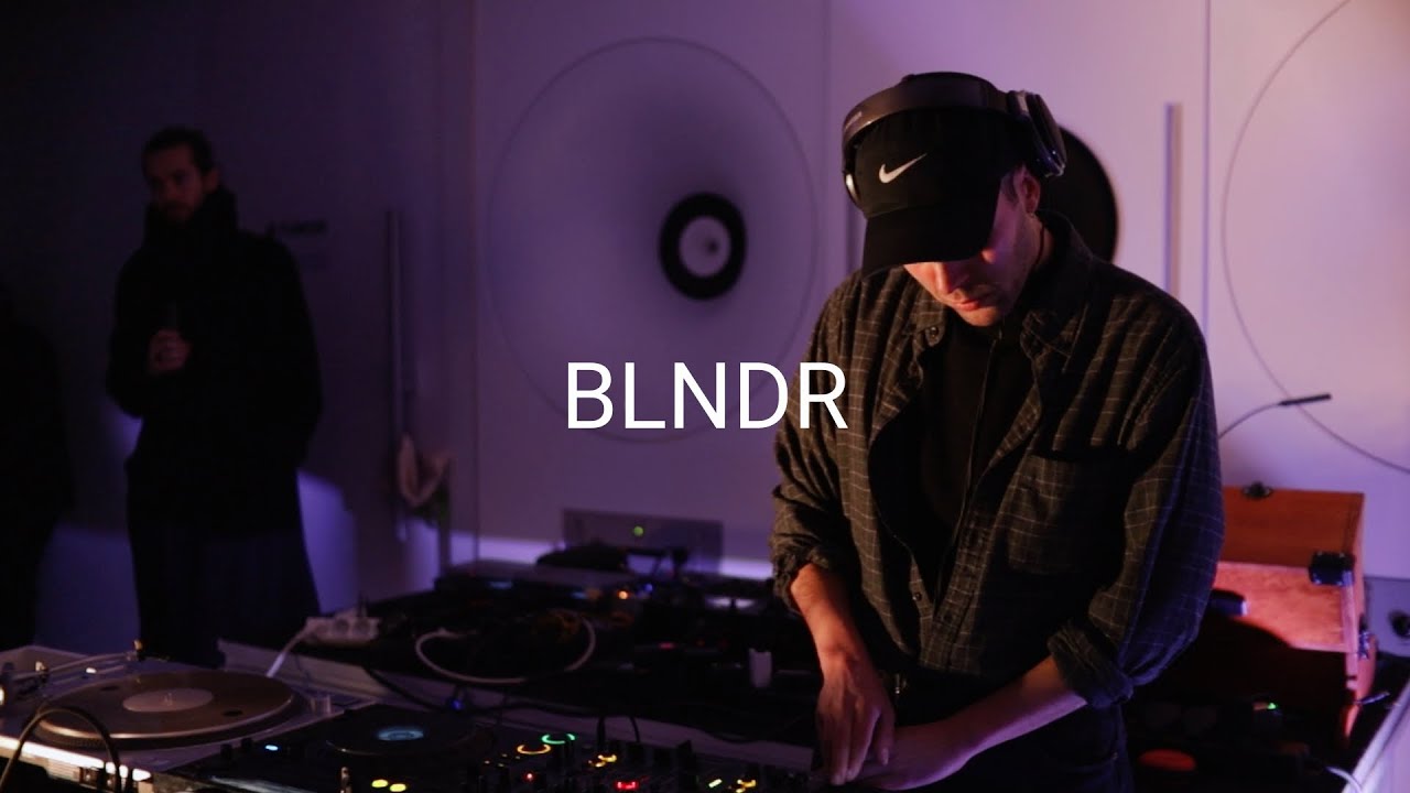 Yoyaku instore session with BLNDR