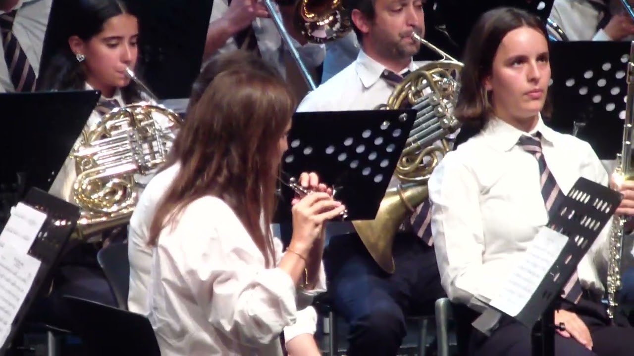 Banda Mus. de Avintes (Maestro: Valdemar Sequeira)PELA LEI E PELA GREI de Raul S. Cardoso (Nº Extra)