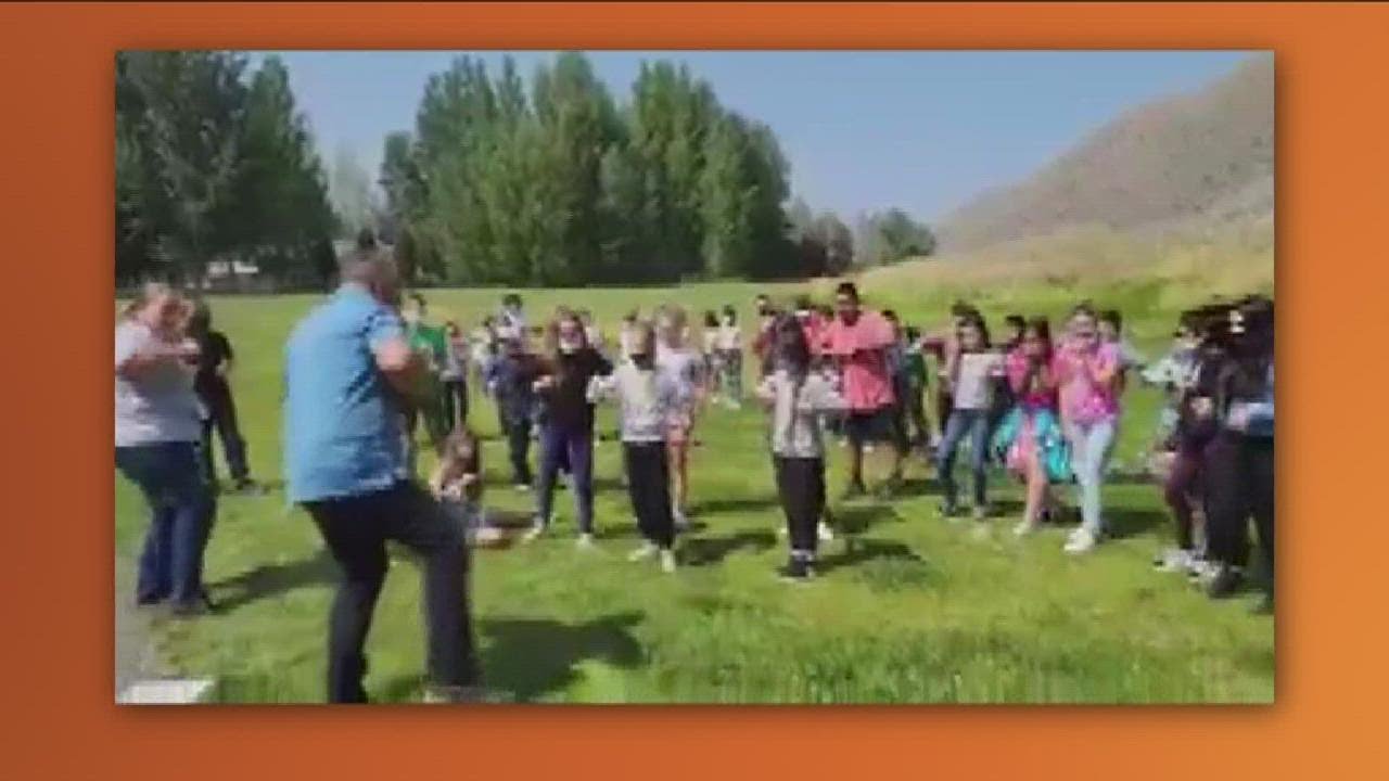 All children learn in two languages at Hailey school