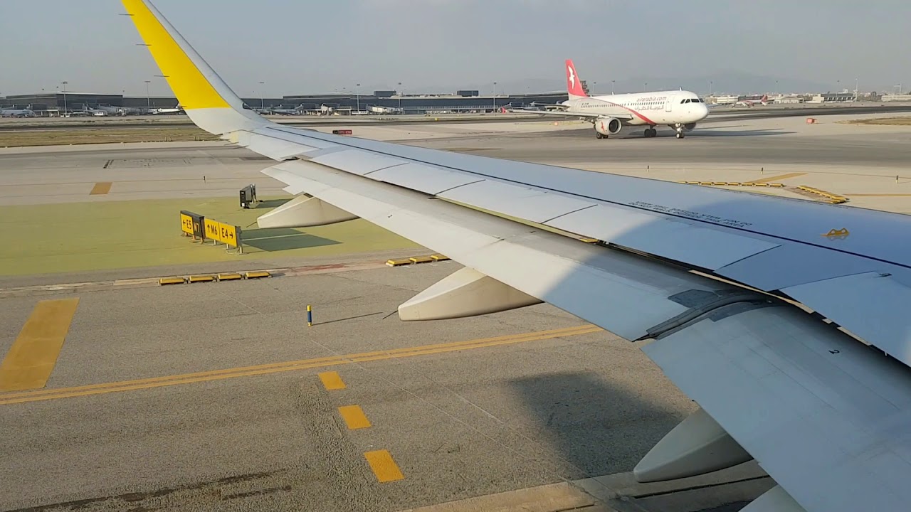 ᴴᴰ✈Vueling Airbus A320✈Barcelona to Bilbao