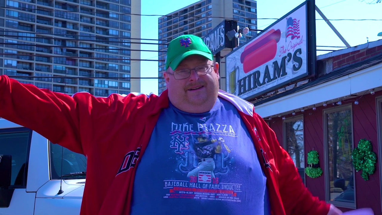 Raw Dogging Hiram's Hot Dog Stand