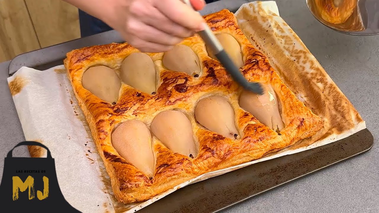 Tarta de hojaldre y peras: un postre fácil y resultón