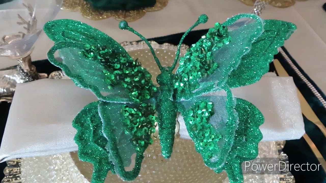 CHRISTMAS DINING ROOM, LIVING ROOM N FOYER DECOR