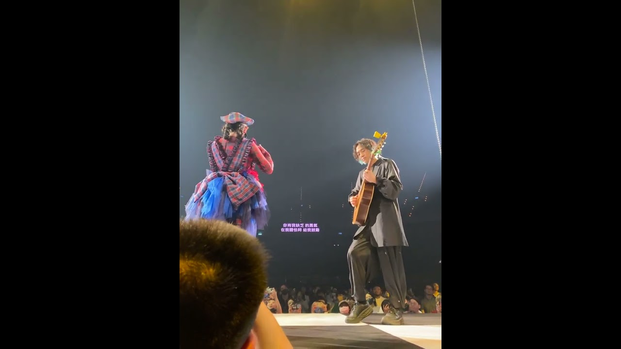 嘖！韓立康你要彈哪一首？