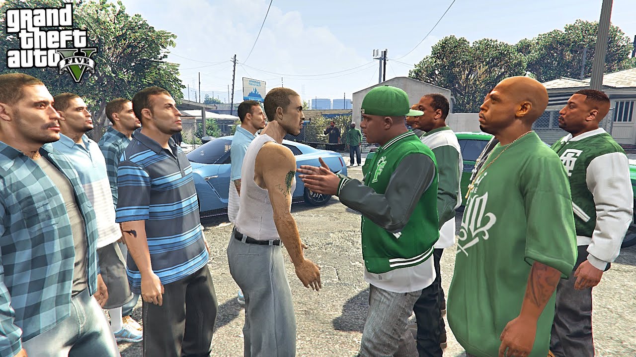 FRANKLIN GROVE STREET FAMILIES VS CEASAR AZTECAS GANG IN GTA 5!!!