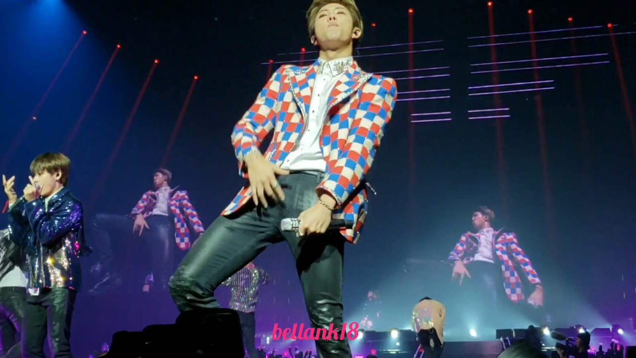 181003 (Boyz with Fun+Attack on Bangtan+Fire+Baepsae+Dope) BTS 'LOVE YOURSELF TOUR CHICAGO' Day 2
