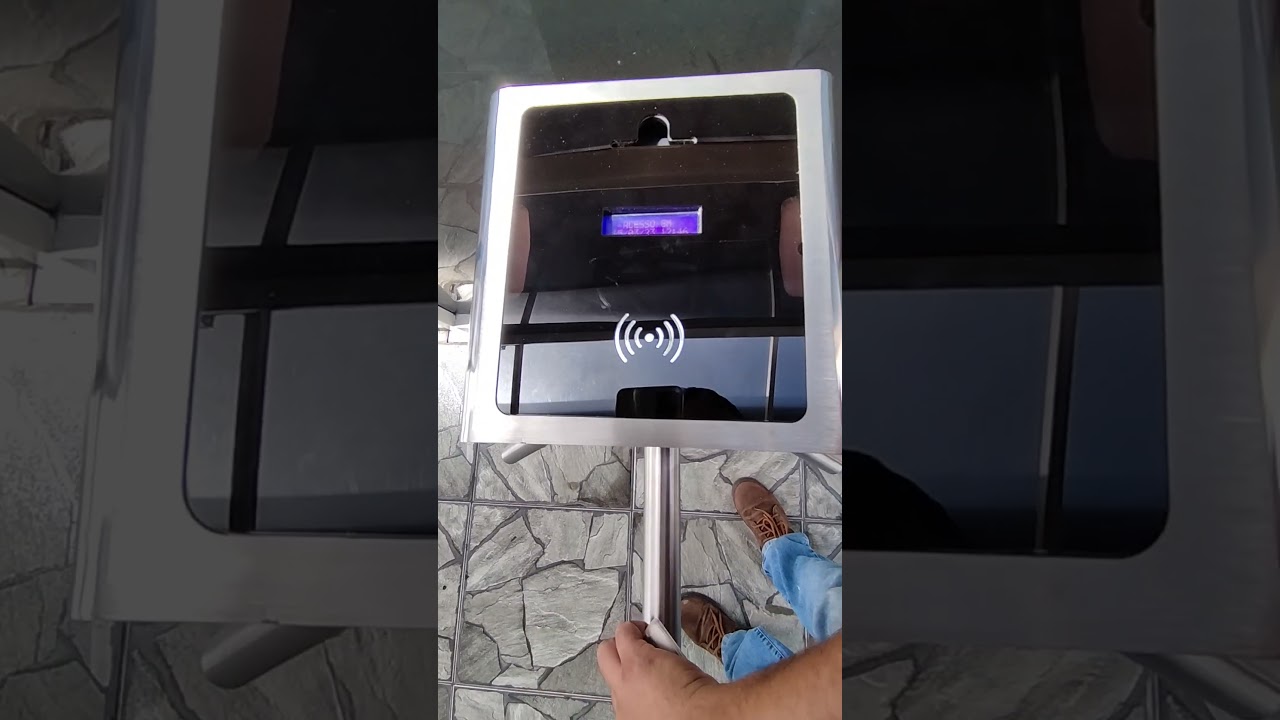 Instala&ccedil;&atilde;o de Catraca para Controle de Acesso com Leitura de Cart&atilde;o