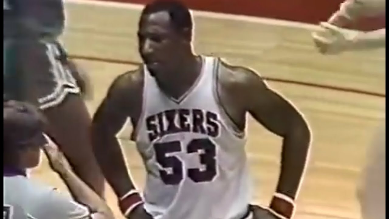 Darryl Dawkins 24pts/5 Dunks/1 Scuffle (1981 ECF Game 6)