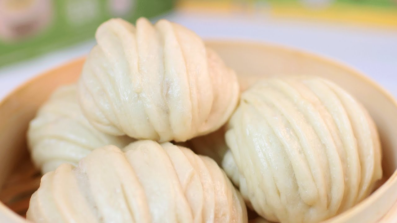 Steamed Flower Rolls Reicpe / Mandarian Roll /蒸花卷