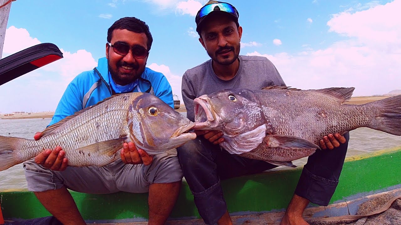 Charna Island TROLLING FISHING| Fishing In Karachi| Fishing for BRUBLELIP & EMPEROR| Fishing 2021