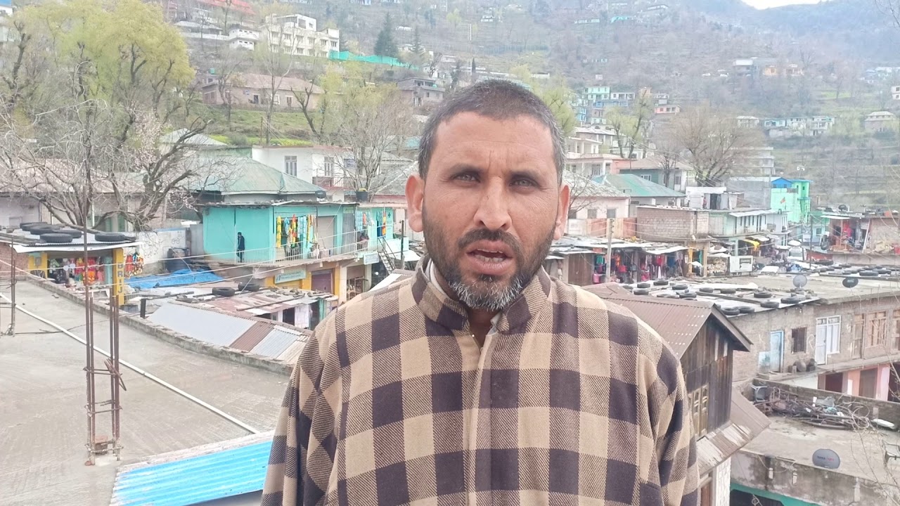 District Reasi Subdivision  mahore In Gulabgarh Over 2 weeks Road is closed Which is the road of PMG