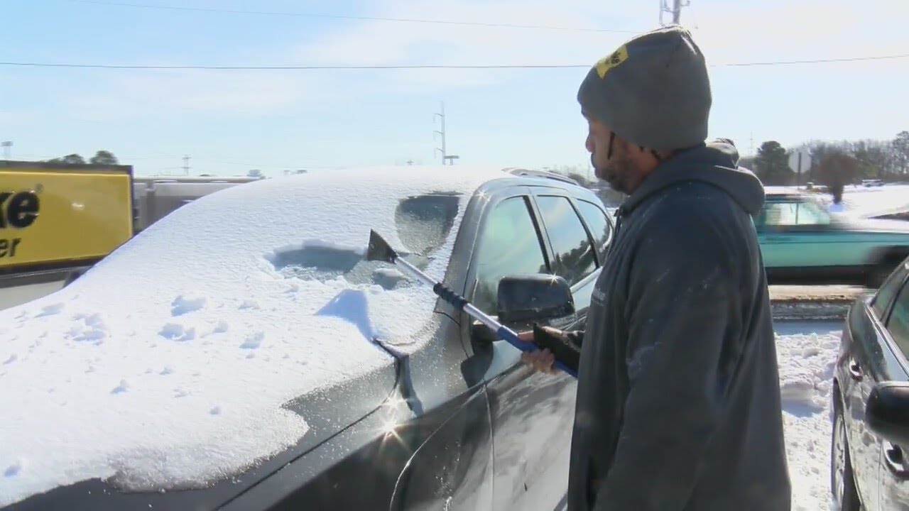 Professionals warn drivers to clear off snow from the top of vehicles before driving