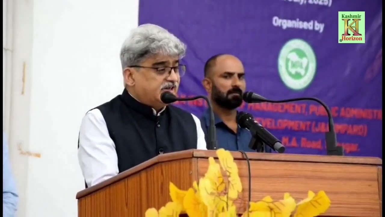 CS addressing Valedictory function of Joint Foundation Course of JKAS Officers at IMPA Sgr.