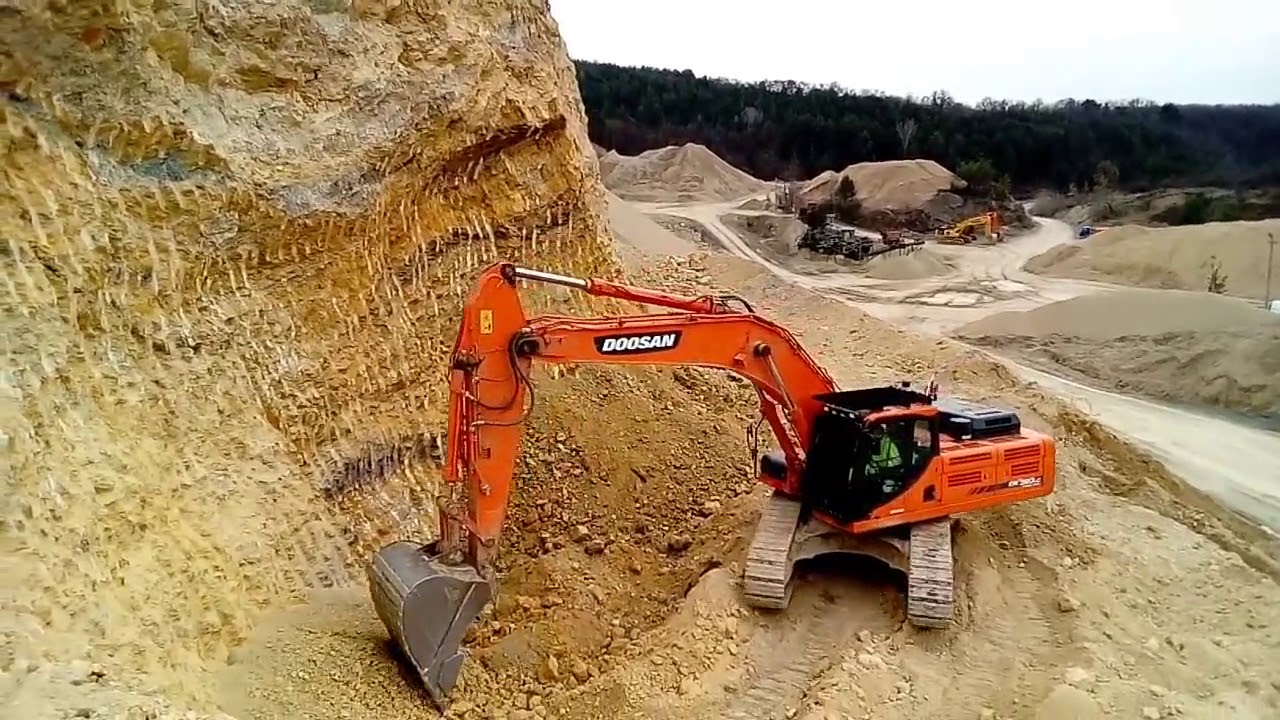 Doosan DX380