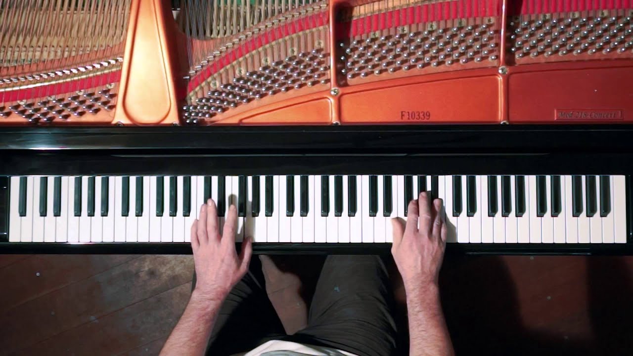 Bach 2 Part Invention No.9 - P. Barton, FEURICH Harmonic Pedal piano