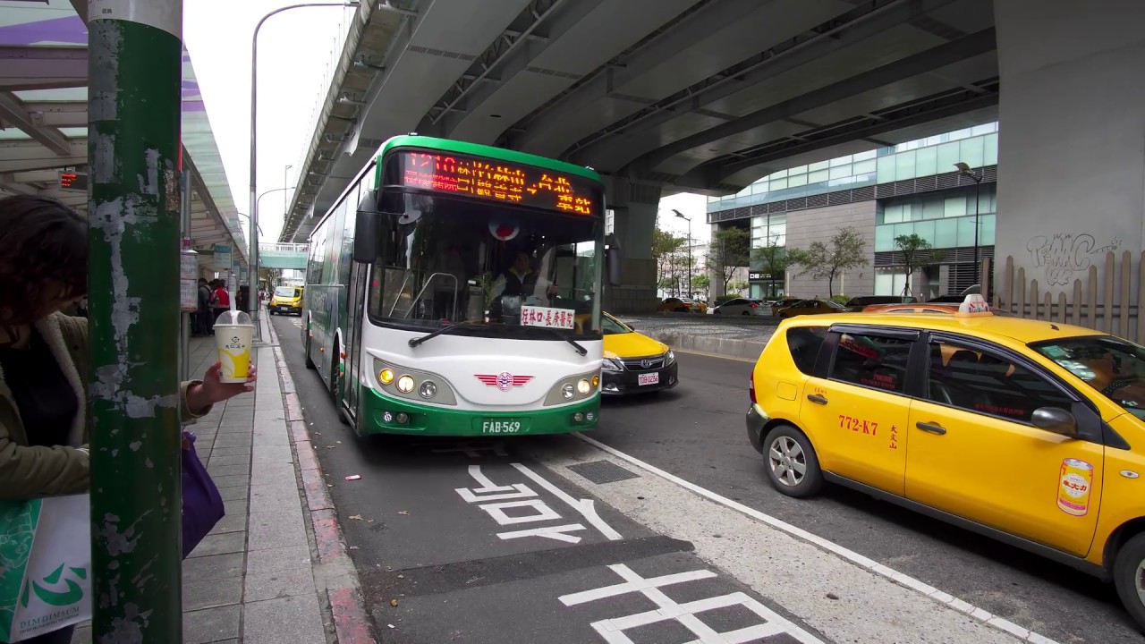 Taiwan, ride with bus 1210 from Taipei Main station to Zhulin Mountain Buddhist Temple