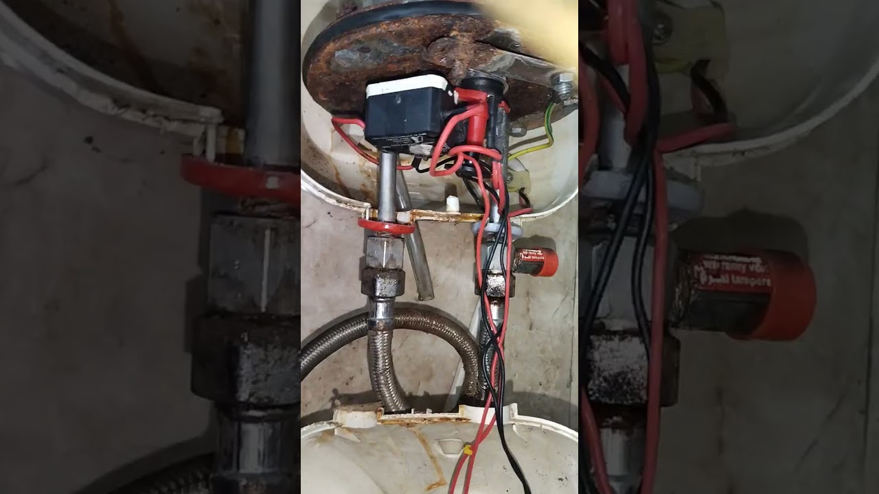 Suraj's Home Workshop - Fixing a 3 KW Geyser - over temperature switch and Thermostat