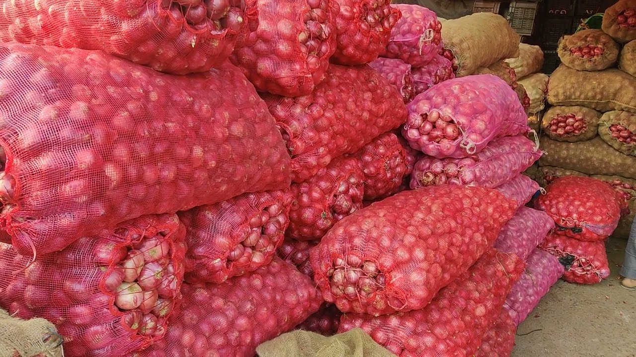Vegetable Market (Sabji Mandi) , Okhla, New Delhi