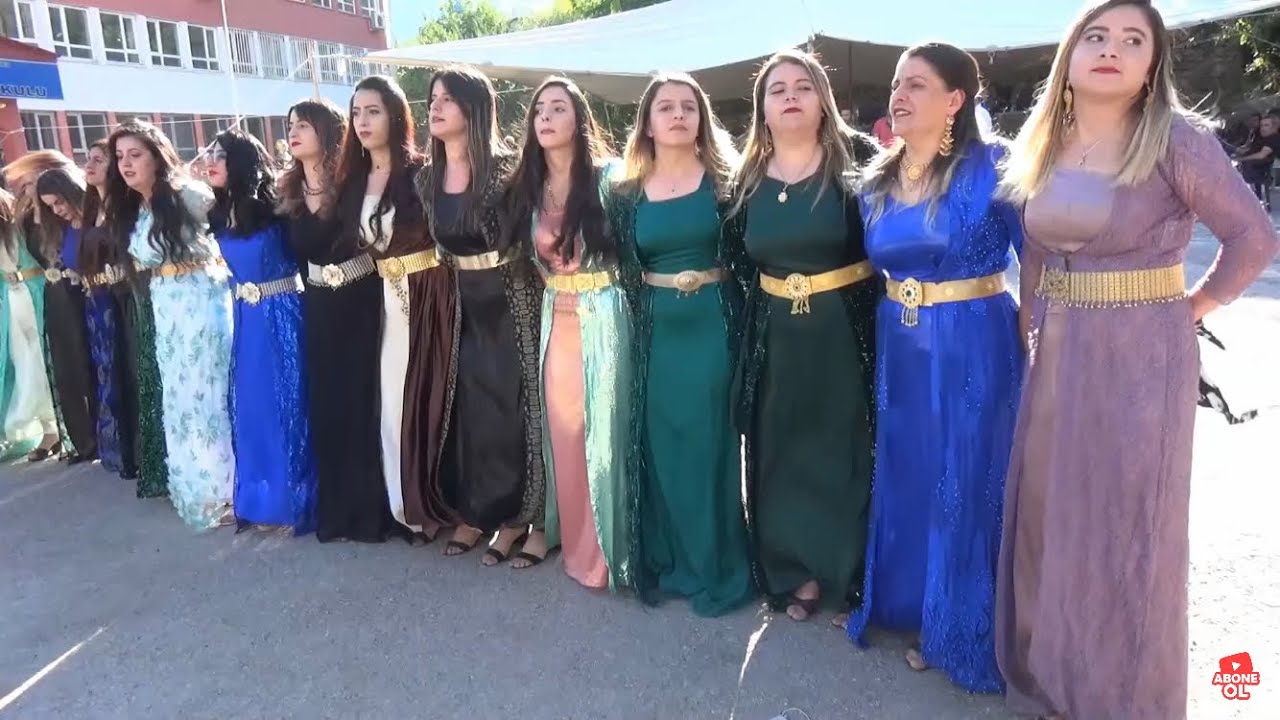 Hakkari'li Kızlardan Muhteşem Halay  Marufan Aşireti Düğünü ( Şiyar Berwari )