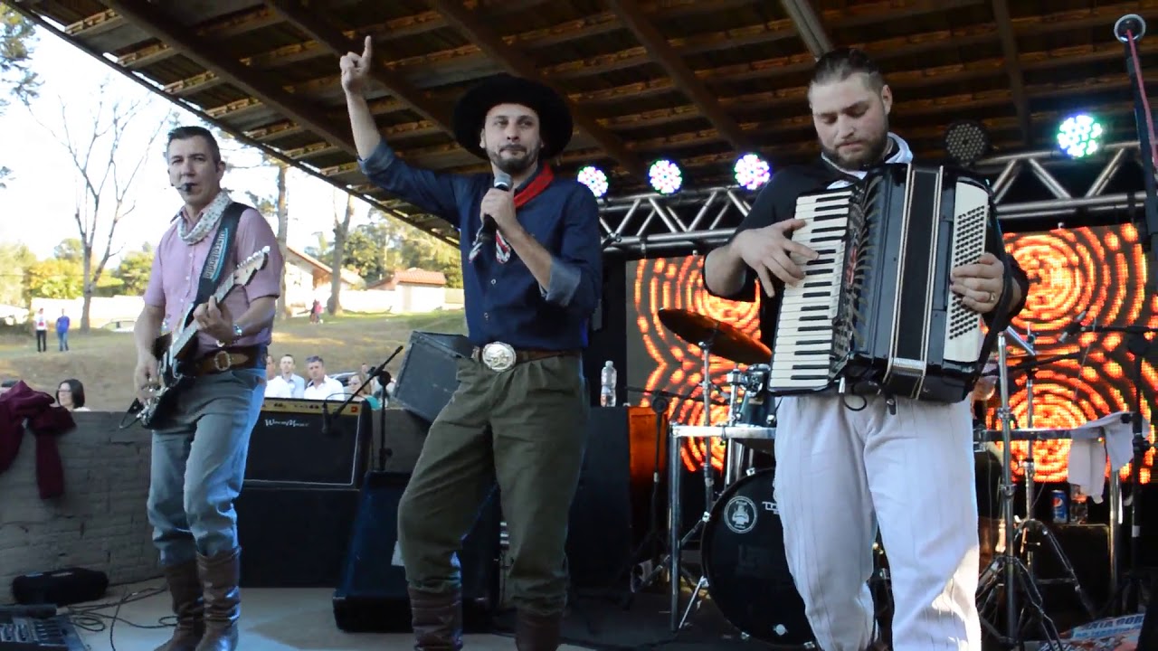 Paulinho Mocelin & Coração de Gaiteiro na Festa S. Bernardo