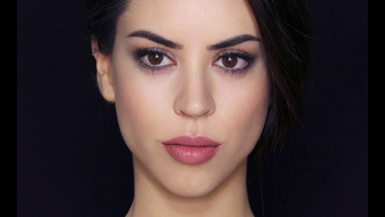 Red Carpet Look: Φωτογραφικό Μακιγιάζ | Instagram VS Red Carpet Makeup