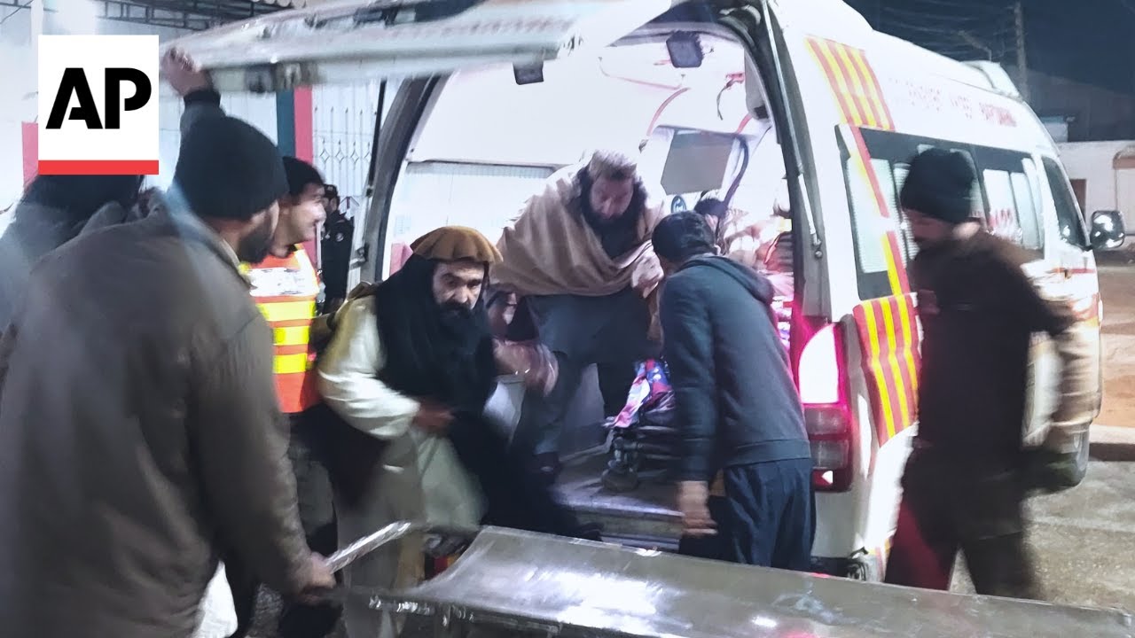 Suicide bomber targets wedding ceremony in Pakistan, killing 7 people