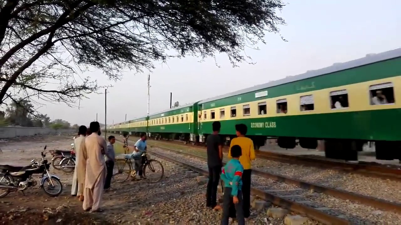 10 In 1 Video  Pakista Trainz Compilation around Green Town Lahore