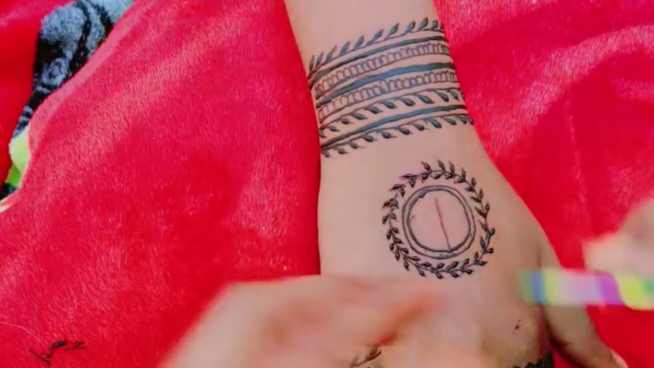 Back easy hand finger mehndi 😍🌿✨.      #mehndi #henna #viral #song #youtubevideo #video  