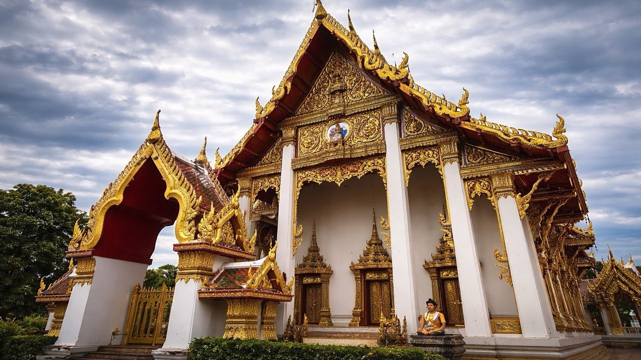 The Temple That Left Us Speechless | Thailand Travel Vlog