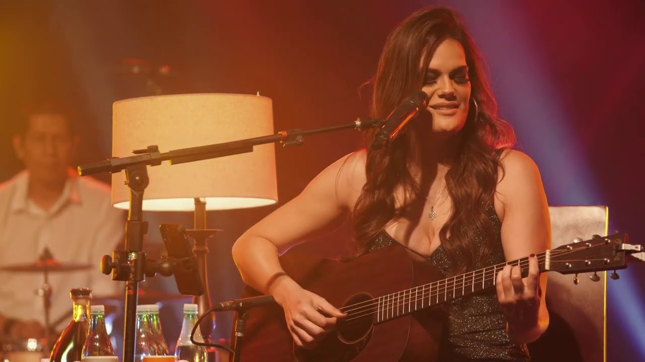 Banda Rock Beats - Medley Beatles - And I love her/Till there was you/In my life (Live - Acústico)
