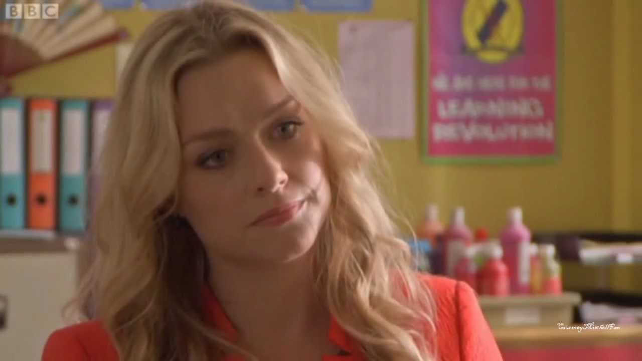 Waterloo Road | Daniela Denby-Ashe as Lorraine Donnegan [Series 8, Episode 16]