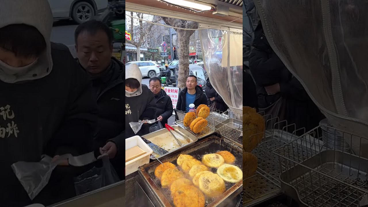 Enjoying delicious food - 纵览美食直播