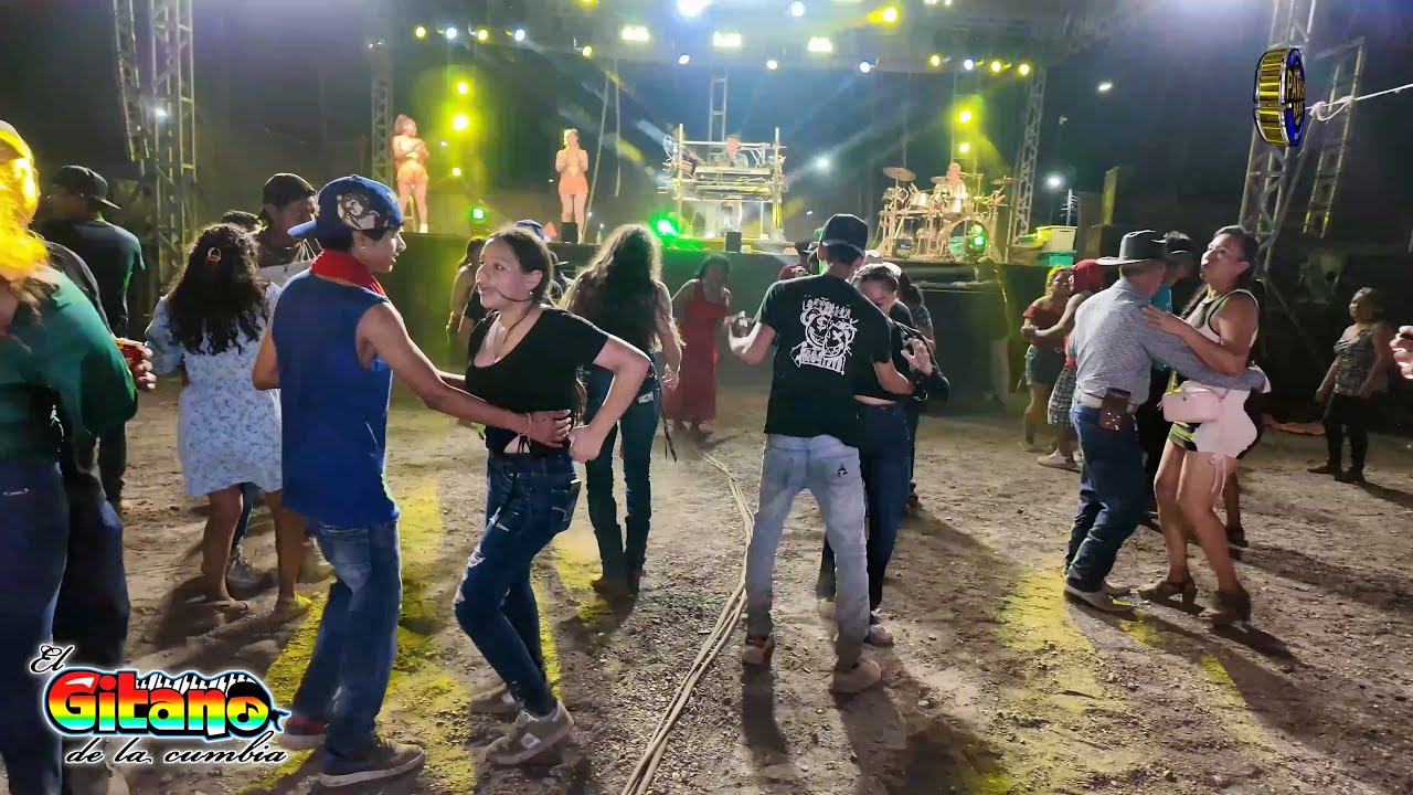 El gitano de la cumbia  EL pasito de Ozuluama en vivo desde monte alto Altamira