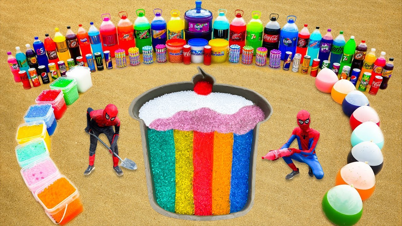 Как приготовить радужный торт с шариками Orbeez, шариками Fanta, гигантской Mirinda, Pepsi, 7up, ...