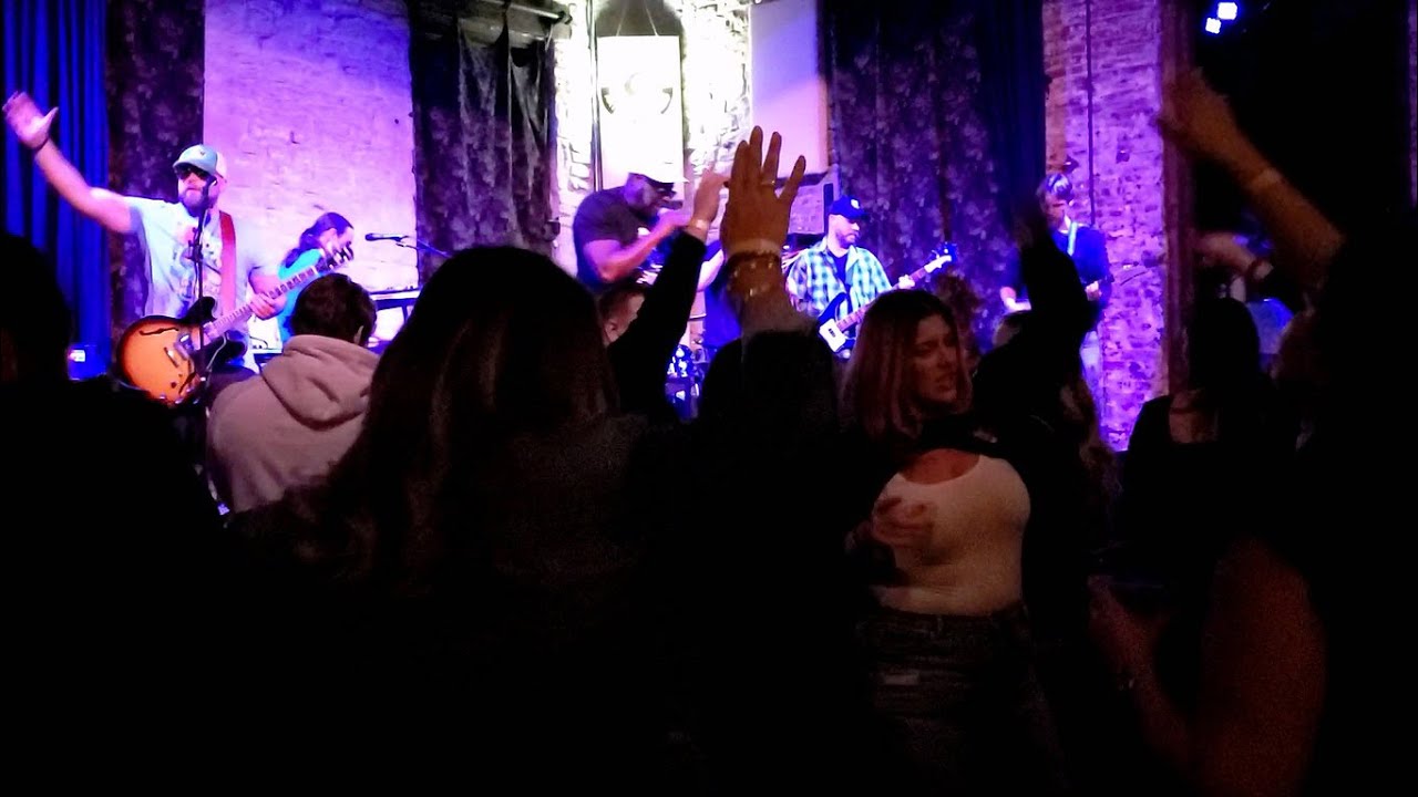 90's Rewind Chicago at Two Brothers (April 2024)