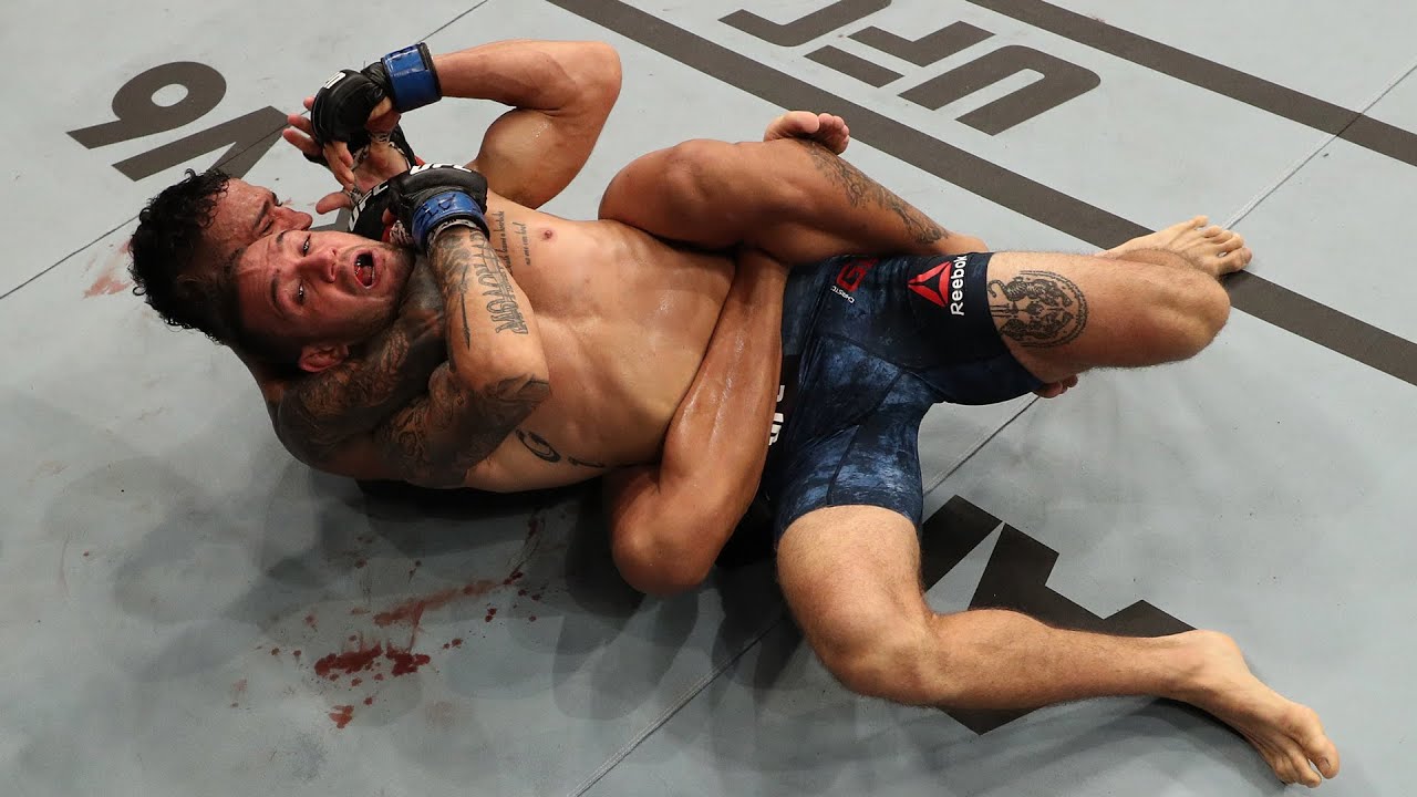 Todas as finaliza&ccedil;&otilde;es de Charles 'do Bronxs' | UFC 256