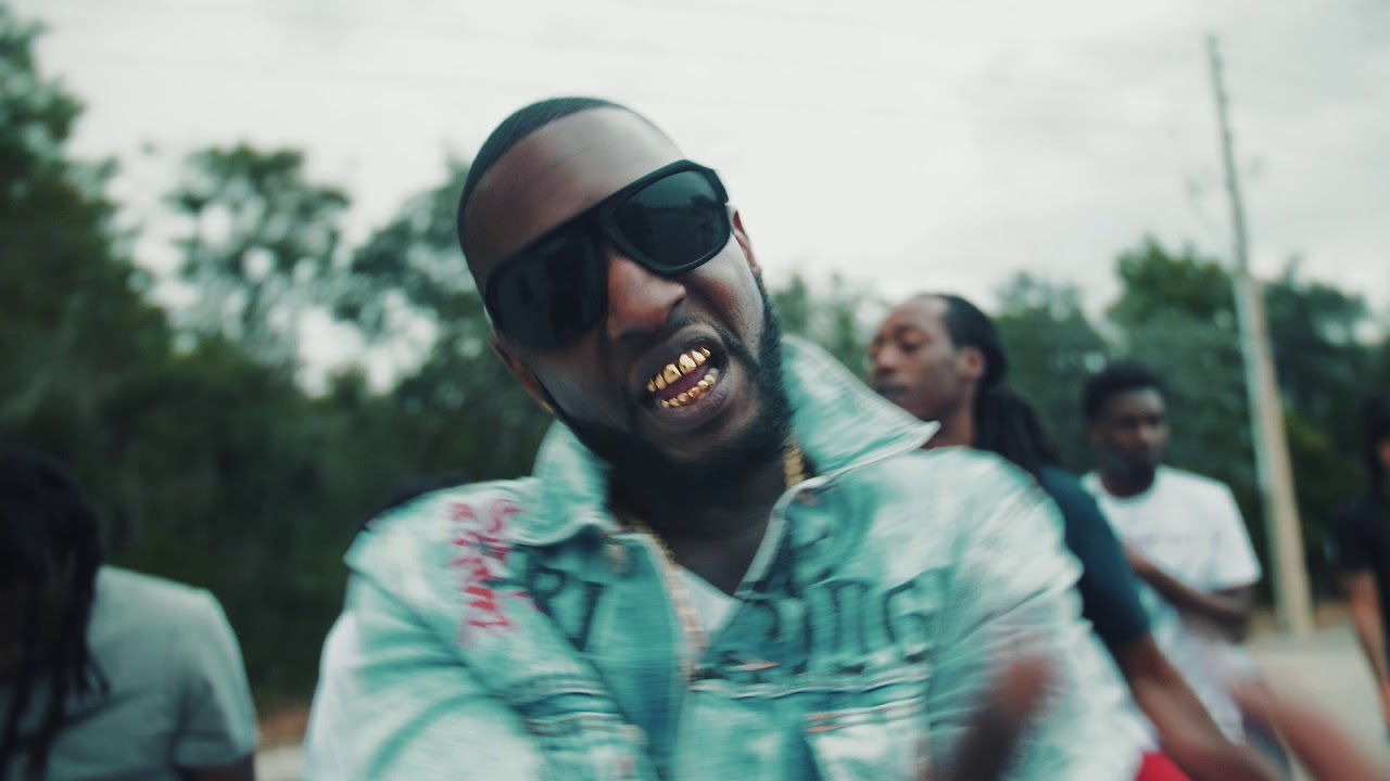Mook Boy - Wake Up prod by 1040 (video)