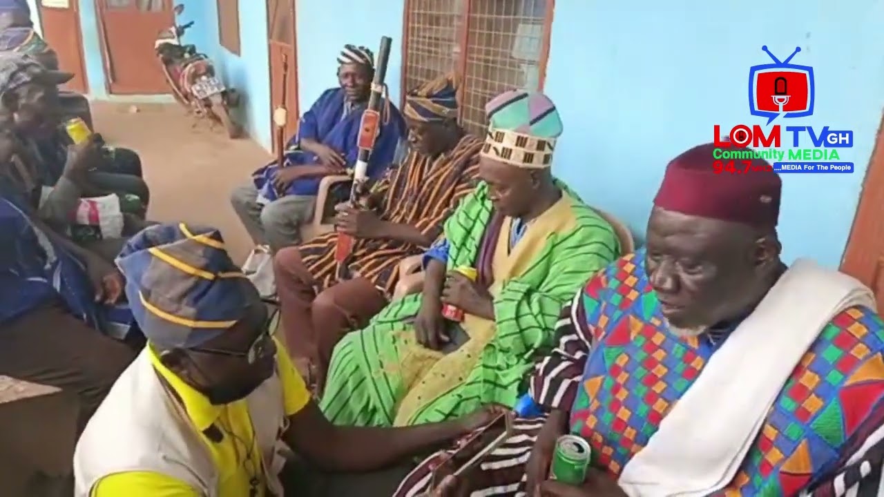 BAT. HARUNA NASINMONG LAAR-PARAMOUNT CHIEF OF GBANKONI TRADITIONAL AREA  SPEAKS AT NAKPANDURI.