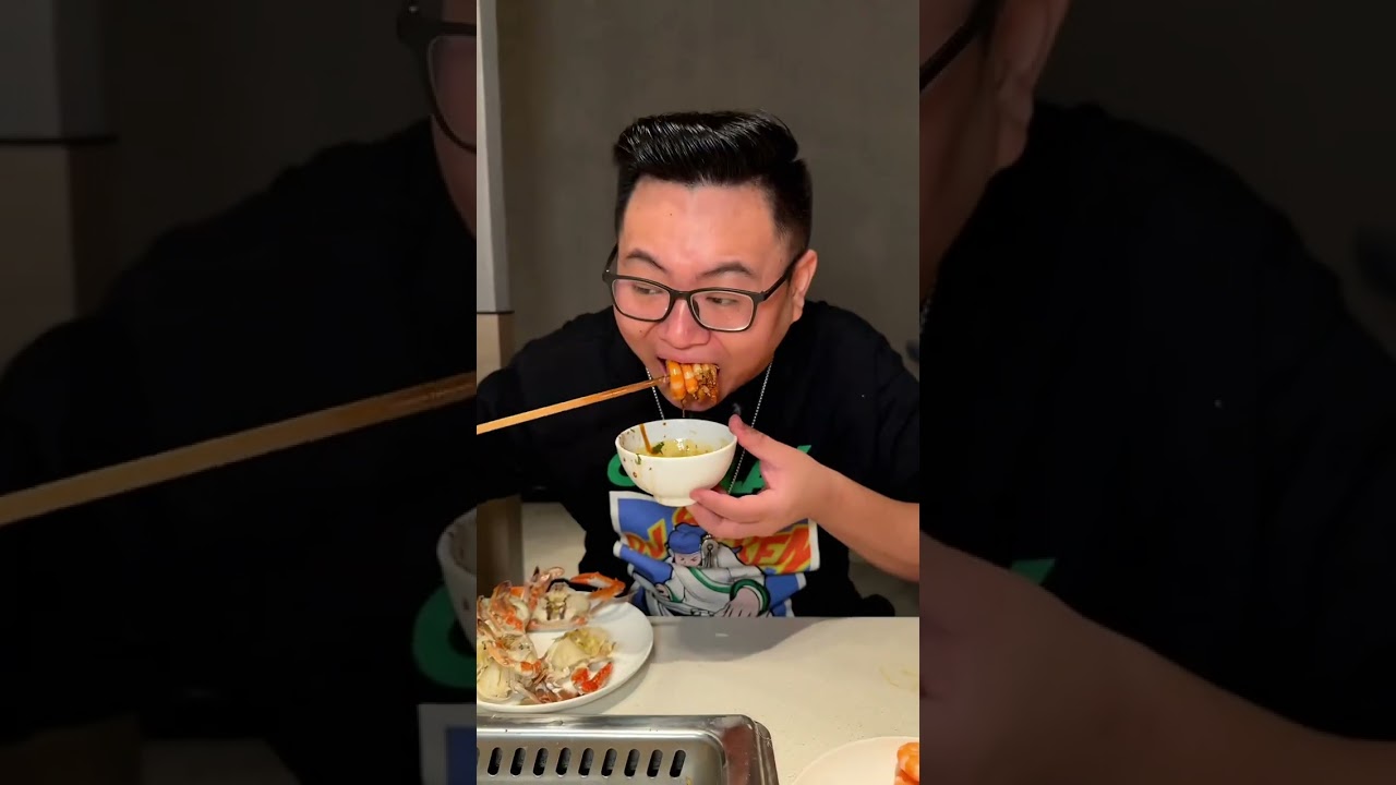 武汉99一人的牛肉自助，活海鲜是今天主攻方向#自助餐 #海鲜 #路人飞毛腿 #螃蟹