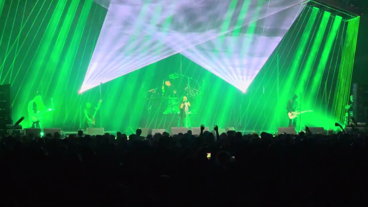 Korn - Coming Undone - Quebec City September 19 2025