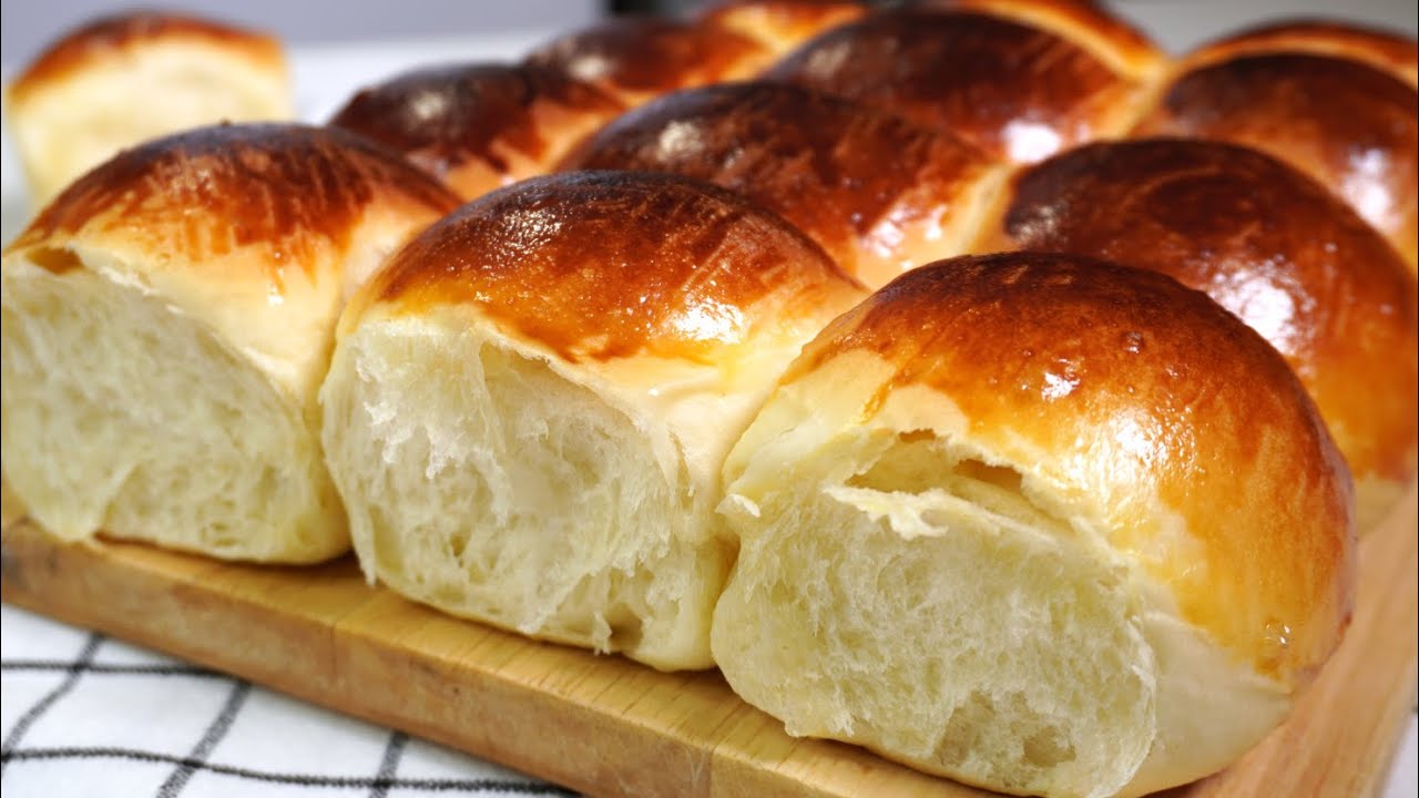 Vanilla Milk Buns Like Fluff! I Want To Eat Them All Day! They Melt In Your Mouth!