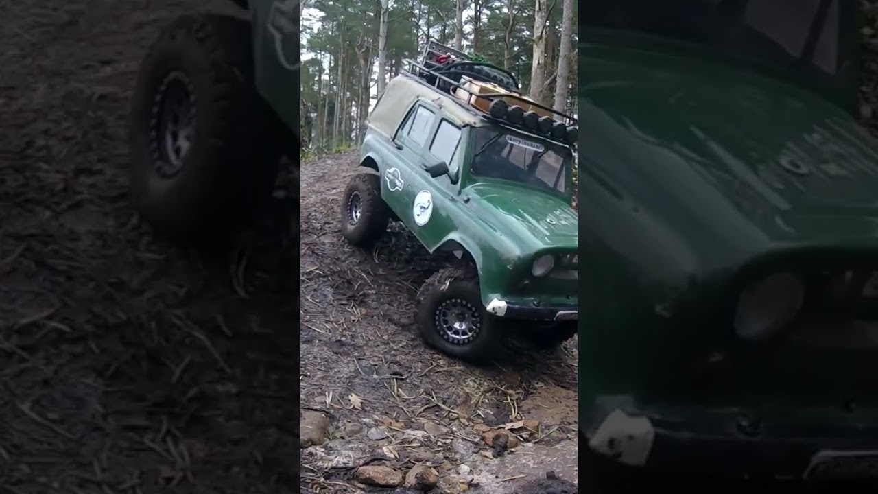 UAZ 469 B + MST CFX