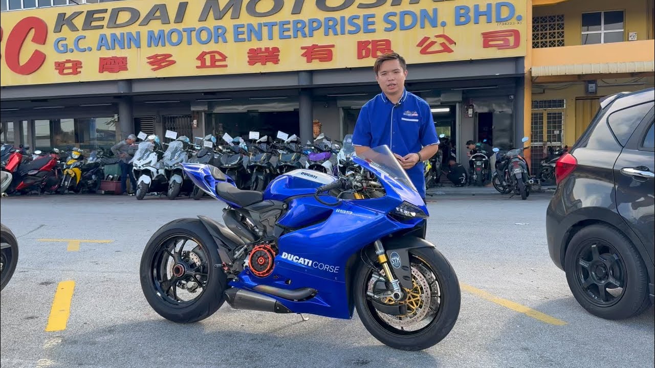 2016 Ducati Panigale 1199S 1199 S Akrapovic Full System Full Accessories Dry Clutch “ For Sales ! 