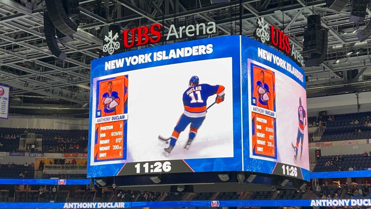 Islanders warmup vs Sabers