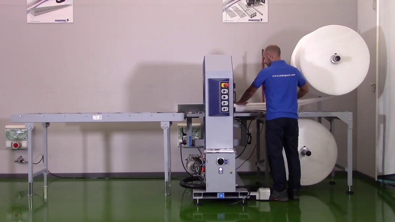 Machine fardeleuse et banderoleuse Pluripack Easy
