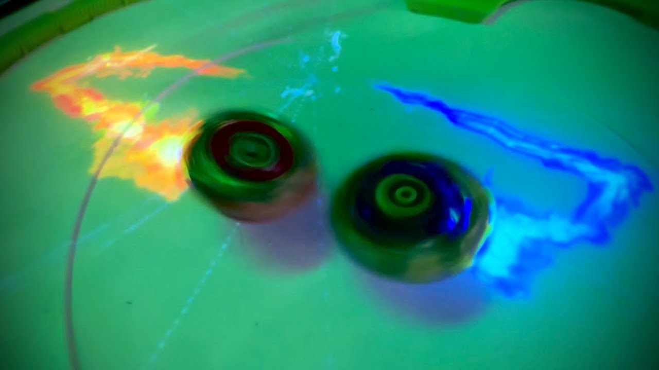 CLASH IN BEYBLADE XR STADIUM! | ATTACK RUBBER VS ONE-HIT KO Impact Drake 9-60LR & Dran Buster 1-60A