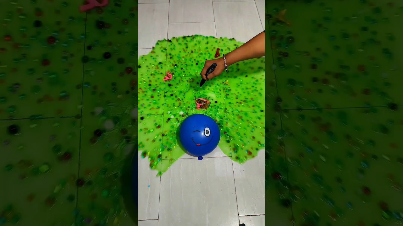 Satisfying Pink Green Balloon Orbeez Popping #poppballons #asmr #balloonpopping