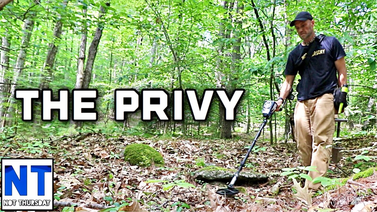 I found the privy outhouse metal detecting from the 1700s and dug artifacts