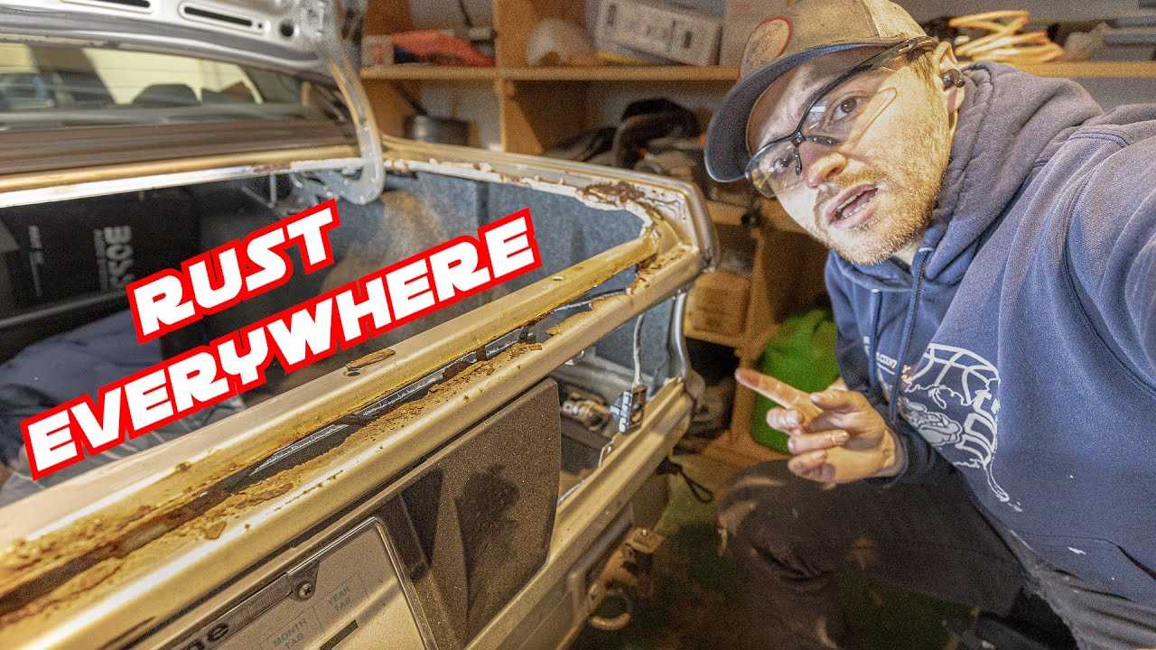 BMW E30 Rust Repair - SO Much Worse Than I Expected.... (Part 1)